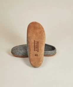Kyrgies Men's Natural Sole Low Back Wool Slippers - Gray 10 Kyrgies Men's Natural Sole Low Back Wool Slippers - Gray