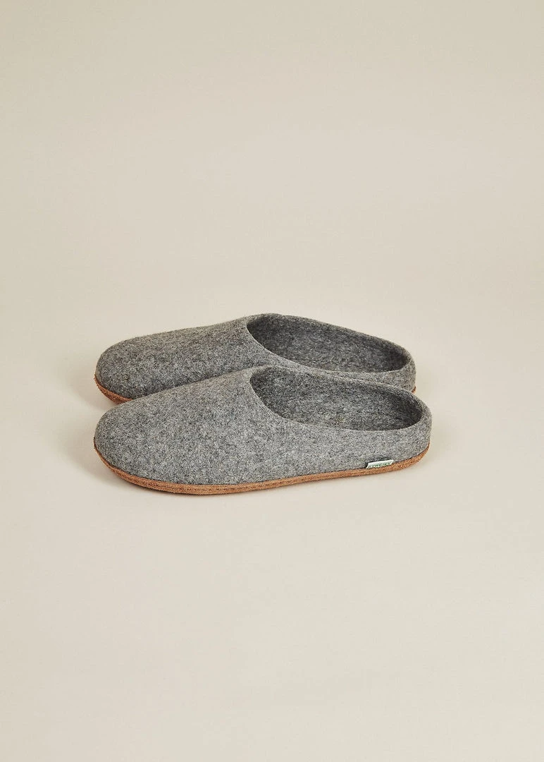 Kyrgies Men's Natural Sole Low Back Wool Slippers - Gray 4 Kyrgies Men's Natural Sole Low Back Wool Slippers - Gray