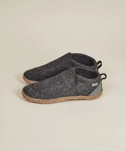 Kyrgies Men's Wool Tengries Slippers - Charcoal