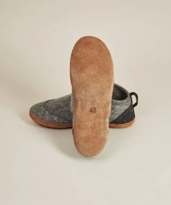 Kyrgies Men's Wool Tengries Slippers - Gray