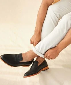 Nisolo Men's Chamberlain Penny Loafer - Black