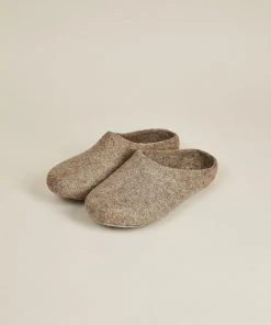Kyrgies Men's Classic Sole Low Back Wool Slippers - Oatmeal Best Sellers