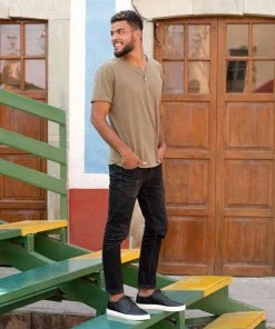 Nisolo Men's Diego Low Top Sneaker - Black 15 Nisolo Men's Diego Low Top Sneaker - Black