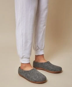 Kyrgies Men's Molded Sole High Back Wool Slippers - Gray