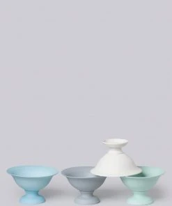 Middle Kingdom Planters + Vases Footed Porcelain Vase - Mint 12 Middle Kingdom Planters + Vases Footed Porcelain Vase - Mint