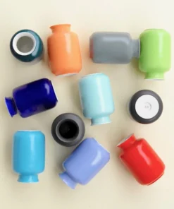 Middle Kingdom Best Sellers Glossy Mini Porcelain Vase 1