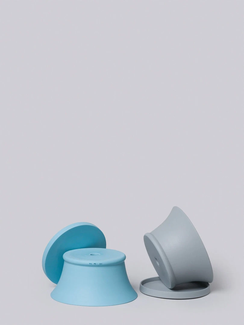 Middle Kingdom Planters + Vases Porcelain Bulb Pan 3 Middle Kingdom Planters + Vases Porcelain Bulb Pan