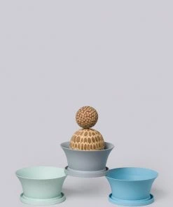 Middle Kingdom Planters + Vases Porcelain Bulb Pan