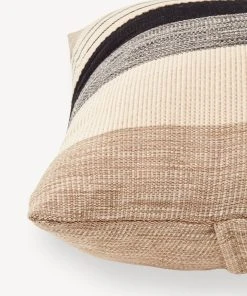 Minna Home Goods Pantelho Large Throw Pillow