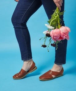 Nida Lu Handmade Shoes Women's Antalya Slip-On Flat - Coconut