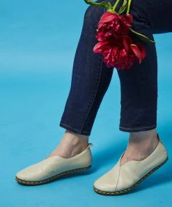 Nida Lu Handmade Women's Lu Loafer - Bone