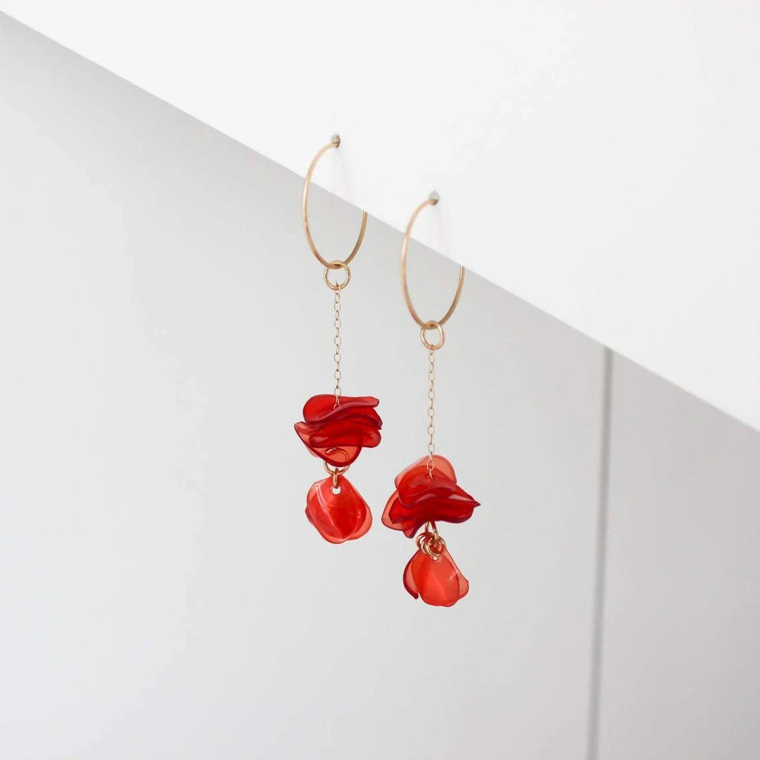 Giulia Letzi + META Jewelry Nina Upcycled Chain Drop Earrings - Coral Giulia Letzi + META Jewelry Nina Upcycled Chain Drop Earrings - Coral
