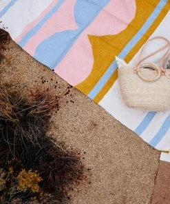 Caminito Mercado Canasta Tote Bag