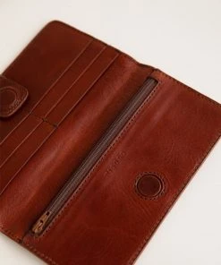 Nisolo Classic Wallet - Rosewood Accessories