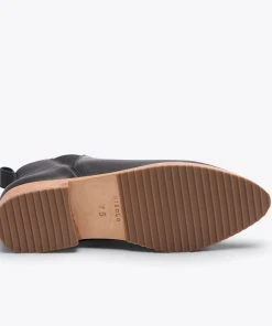 Nisolo Best Sellers Everyday Chelsea Boot - Black