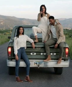 Nisolo Everyday Chelsea Boot - Brandy