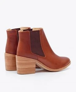 Nisolo Heeled Chelsea Boot - Brandy Shoes