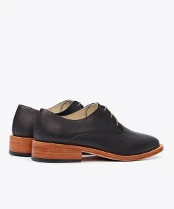 Nisolo James Oxford - Black Best Sellers