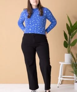 North Of West Morgan Squiggles Mock Neck - Azure