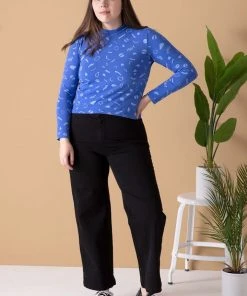 North Of West Morgan Squiggles Mock Neck - Azure