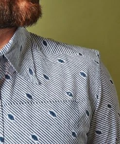 Passion Lilie Men's Diagonal Button Down Shirt