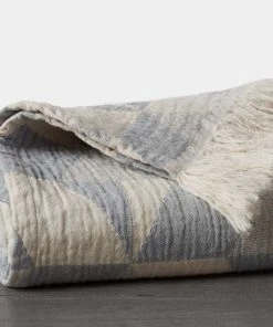 Coyuchi Best Sellers Pismo Blanket - Lake