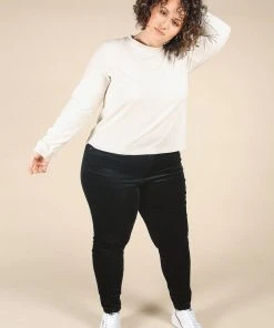 Poplinen Clothing Gwen Tencel Long Sleeve Tee - Ivory 9 Poplinen Clothing Gwen Tencel Long Sleeve Tee - Ivory