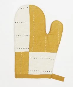 Anchal Quilted Oven Mitt