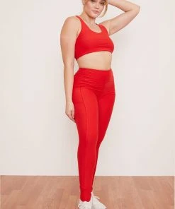 Wolven Recycled Yoga Top - Cayenne Activewear + Athleisure