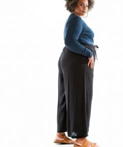 Tonlé Rib Upcycled V Neck Top 11 Tonlé Rib Upcycled V Neck Top