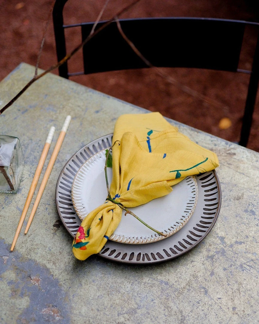 Soil To Studio Zeenat Linen Napkin Set - Dandelion BIPOC Owned 2 Soil To Studio Zeenat Linen Napkin Set - Dandelion BIPOC Owned