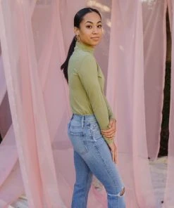 Mien Sol Mock Neck Long Sleeve Top