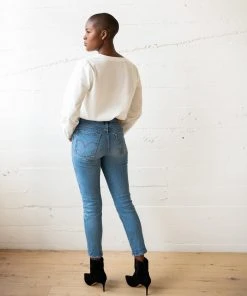 WVN Thayer Top Clothing