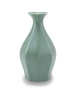 The Bright Angle Table Vase - Rosemary Green Home Goods