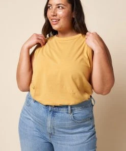 The Standard Stitch Vintage Tank - Golden Clothing