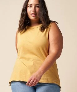 The Standard Stitch Vintage Tank - Golden Clothing