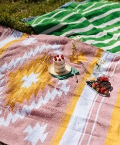 Caminito Best Sellers Tierra Upcycled Blanket