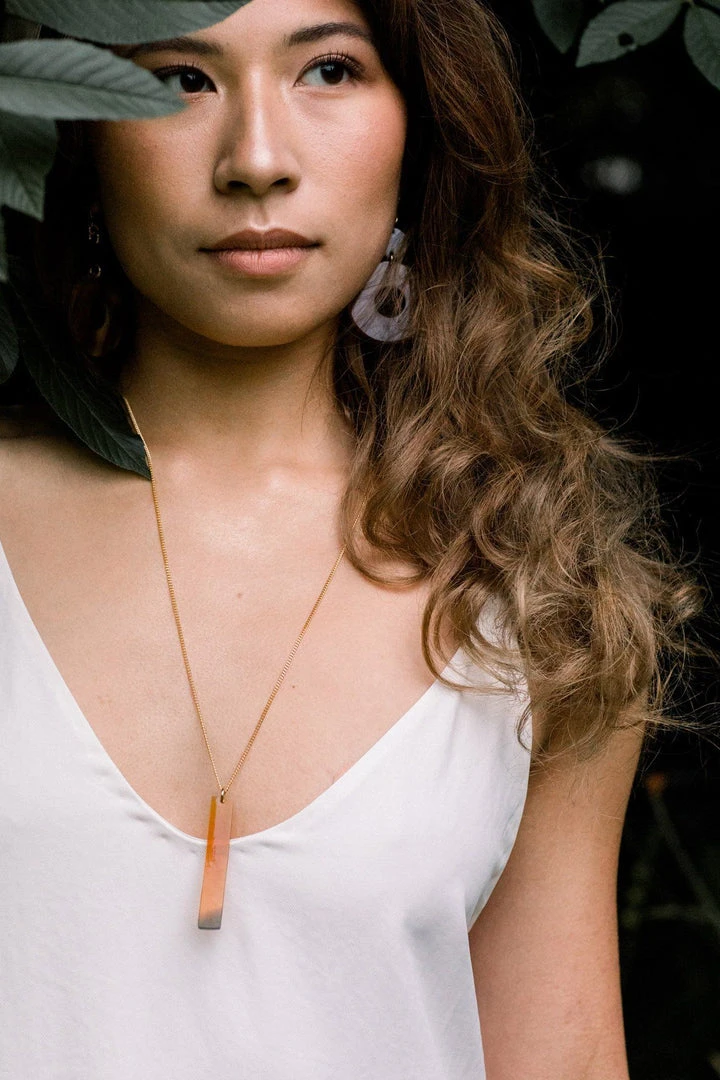 Hathorway Tinh Horn Pendant Necklace 2 Hathorway Tinh Horn Pendant Necklace