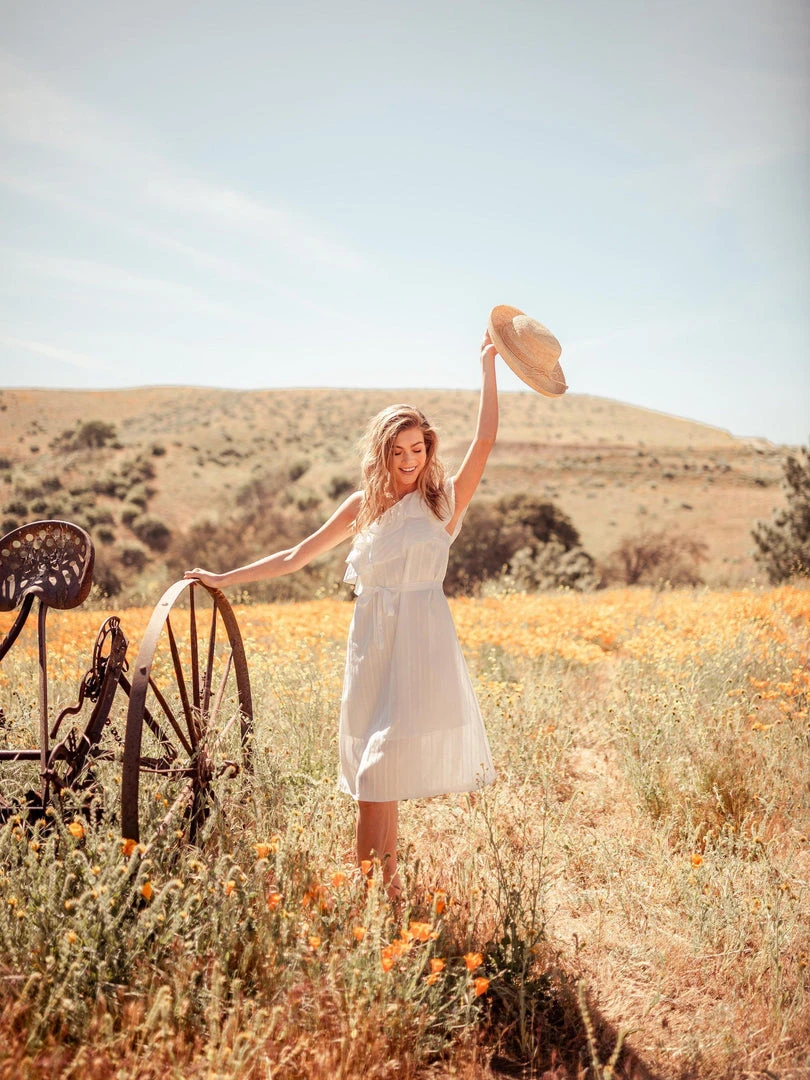 Valani Special Occasion Sokha Banana Midi Dress - Cloud Dancer 4 Valani Special Occasion Sokha Banana Midi Dress - Cloud Dancer