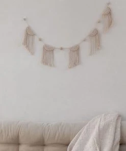 Village Thrive Iris Macrame Garland