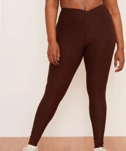 Wolven Recycled Crossover Pocket Legging - Chai Activewear + Athleisure