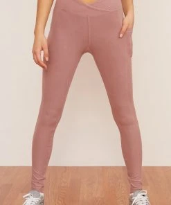 Wolven Activewear + Athleisure Recycled Crossover Pocket Legging - Salt