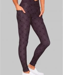 Wolven Activewear + Athleisure Crossover Recycled Legging With Pockets - Summit