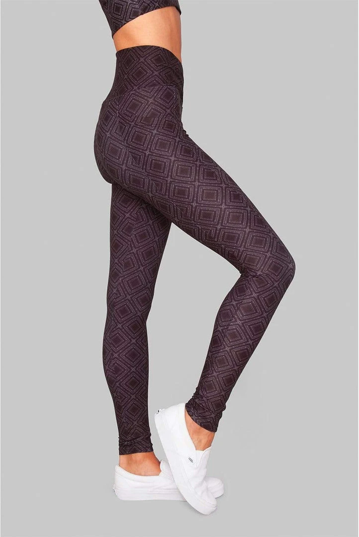 Wolven Activewear + Athleisure Crossover Recycled Legging With Pockets - Summit 5 Wolven Activewear + Athleisure Crossover Recycled Legging With Pockets - Summit