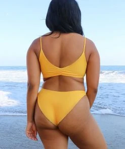 Wolven Reversible Ruched Recycled Swimsuit Top - Fauna