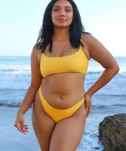 Wolven Reversible Ruched Recycled Swimsuit Top - Fauna