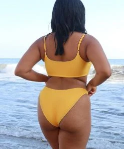 Wolven Reversible Ruched Recycled Swimsuit Top - Fauna