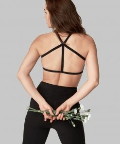 Wolven Recycled Pyramid Top - Onyx