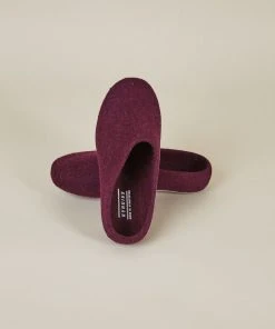 Kyrgies Women's Classic Sole Low Back Wool Slippers - Plum