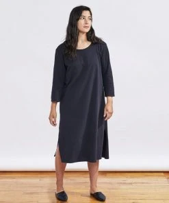 Coyuchi Pajamas + Loungewear Solstice Nightgown - Deep Graphite